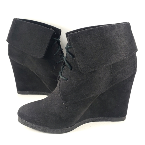 Mossimo Black Faux-suede Lace-Up, Wedge Bootie. Women's Size 8.5 M - Picture 4 of 12